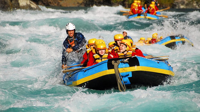 Top Spots for Rafting and Trekking Near Rishikesh