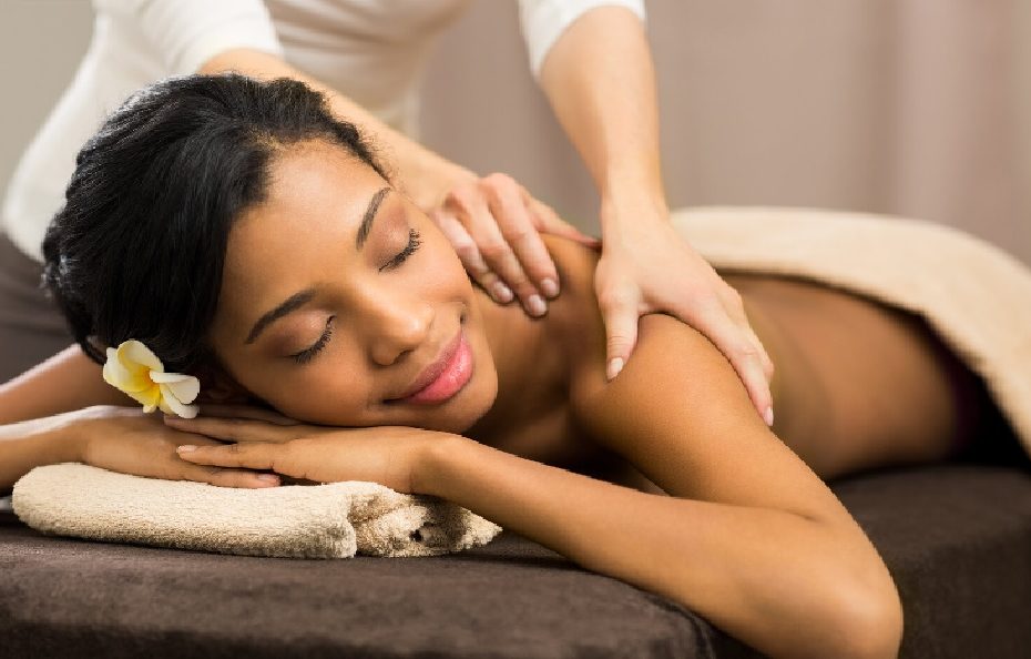 How Swedish Massage Enhances Business Travel Experience